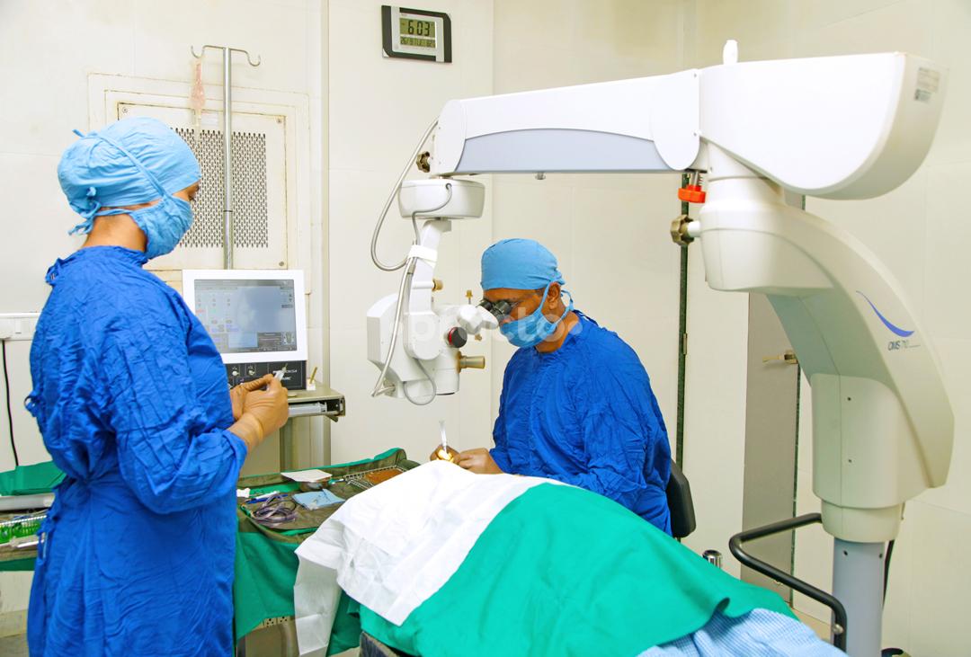 Operation Theatre at Max Vision  Advanced Eye Care Centre Manpada Thane