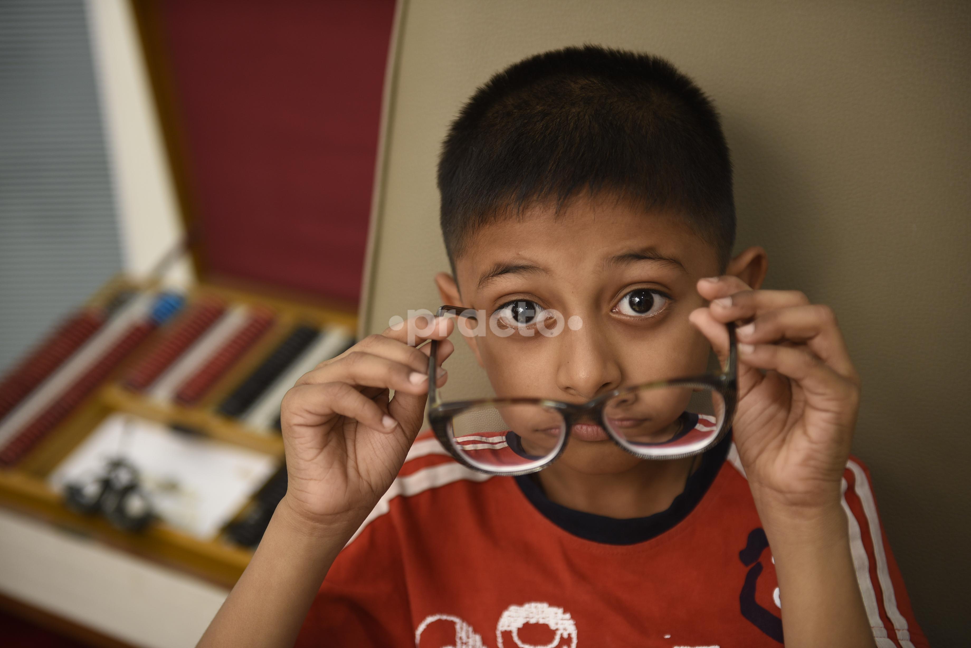 Services at Moolani's Eye Care Centre Camp Pune