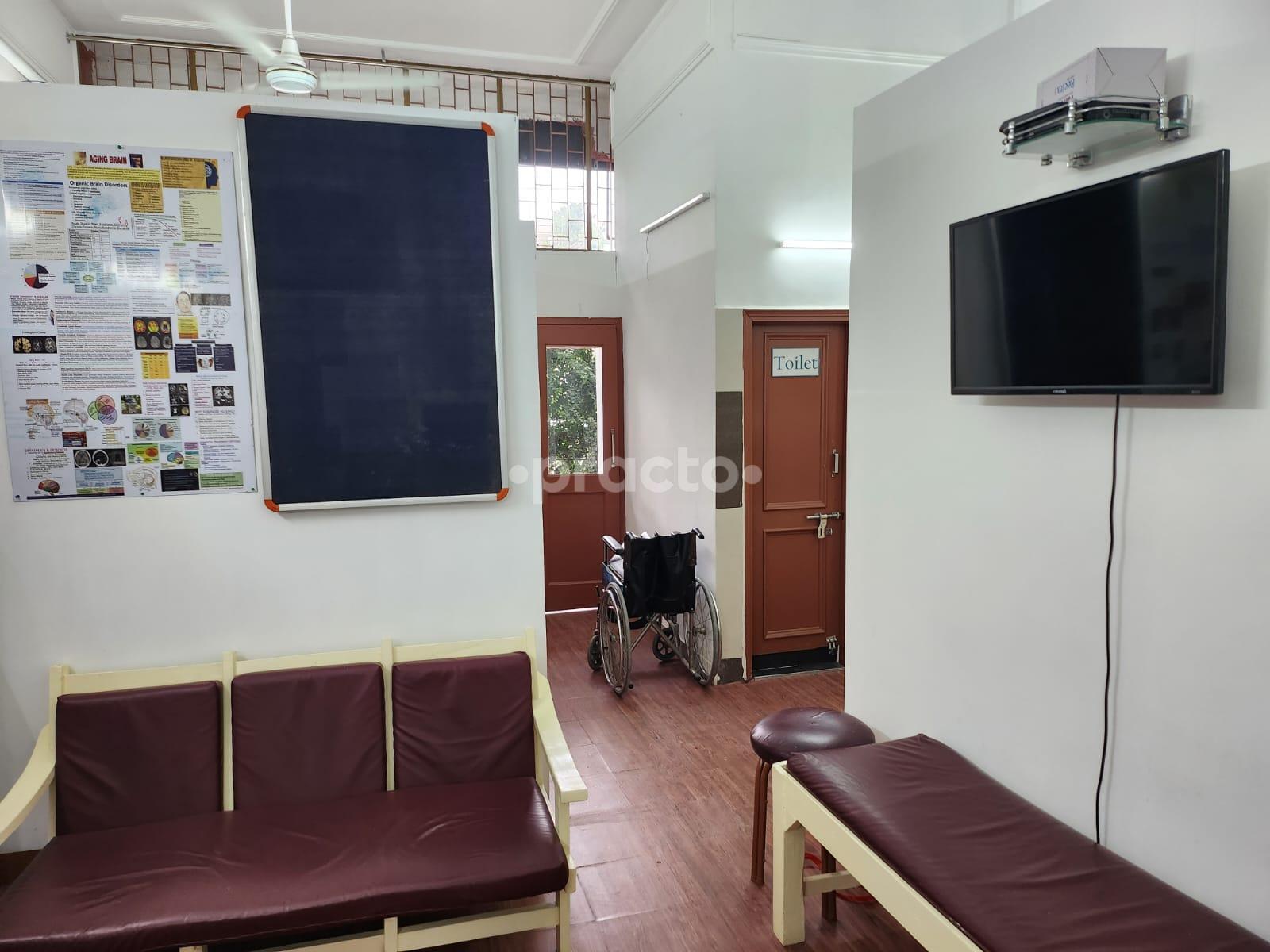 Waiting Area at Prakriti Brain & Nerve Research Centre Madhya Marg Chandigarh