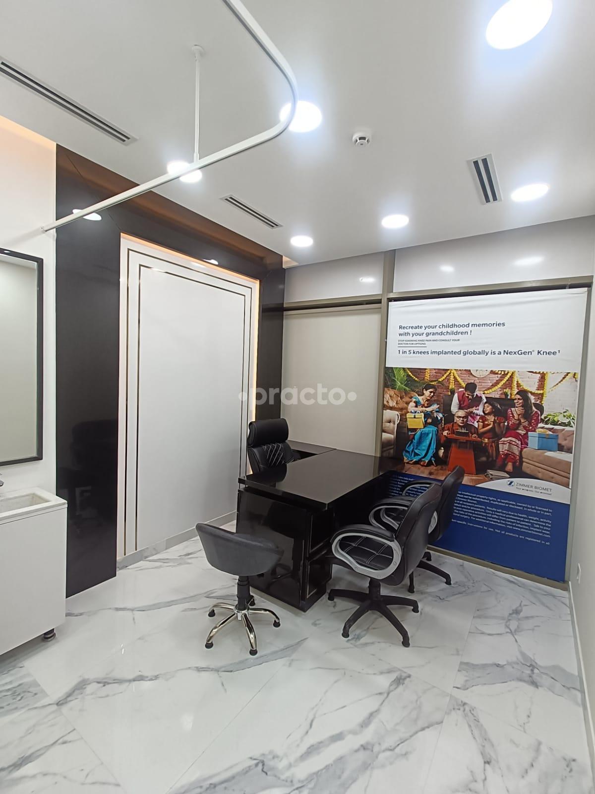Reception Area at SG Clinic Sector 35 Noida