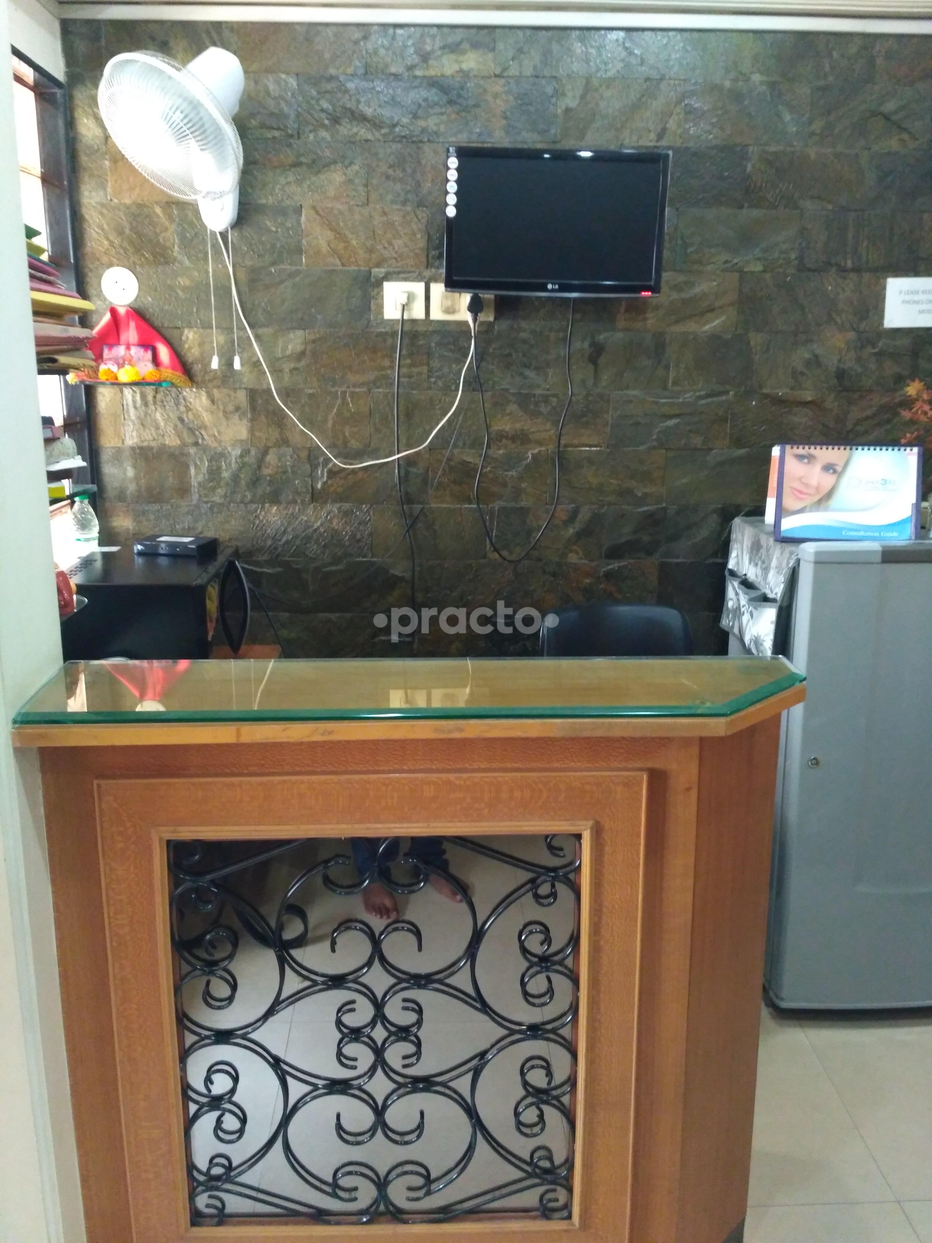 Reception at Dr. Ashok Hande's Clinic Ulwe Sector 5 Navi Mumbai