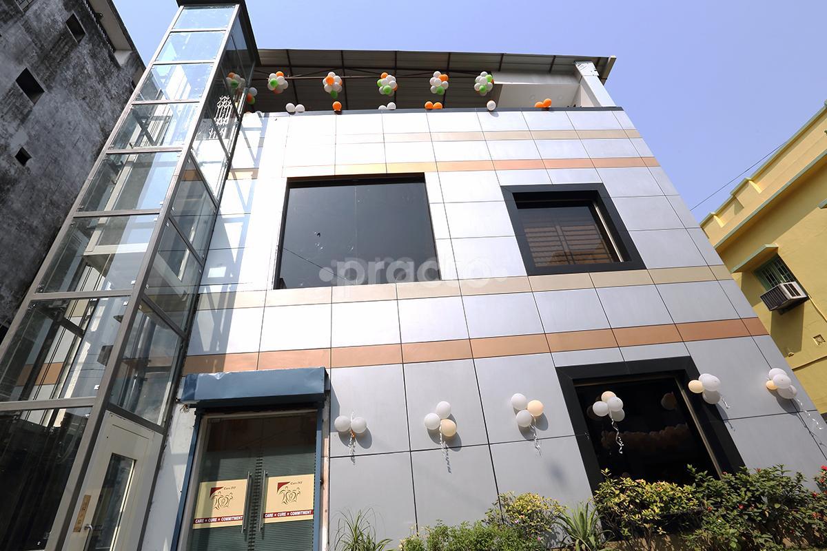 Entrance at Care IVF Lansdowne Market Kolkata