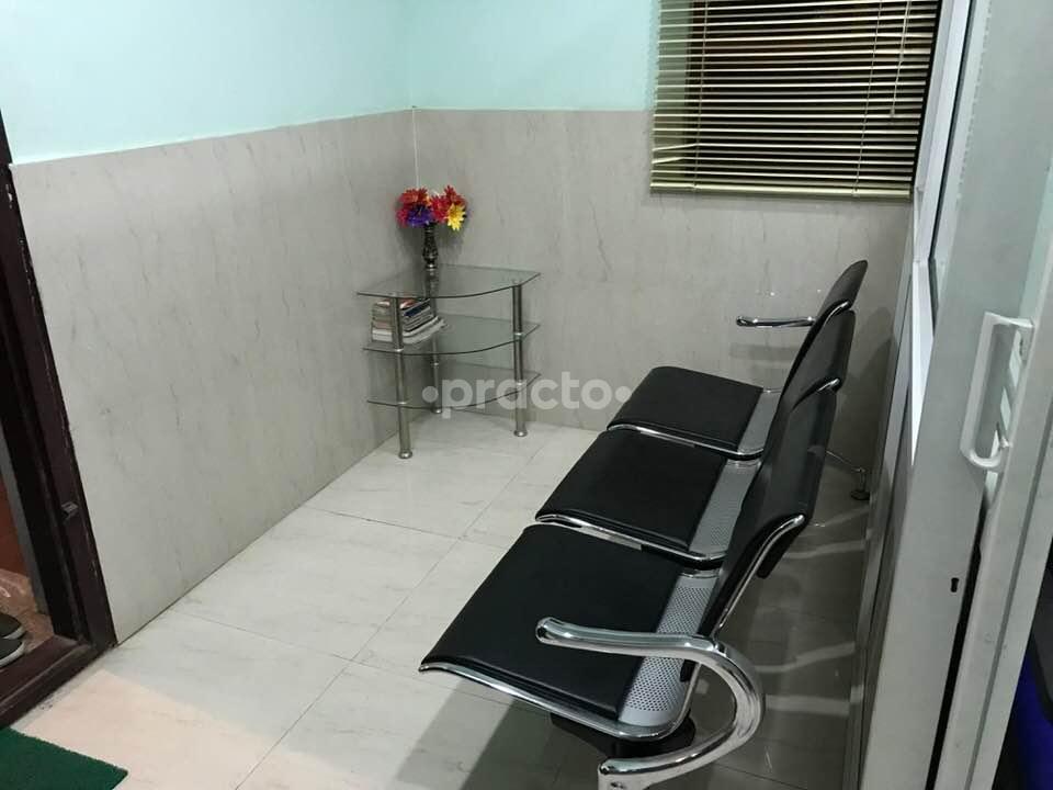 Waiting Area at RAO'S URO CARE Basavanagudi Bangalore