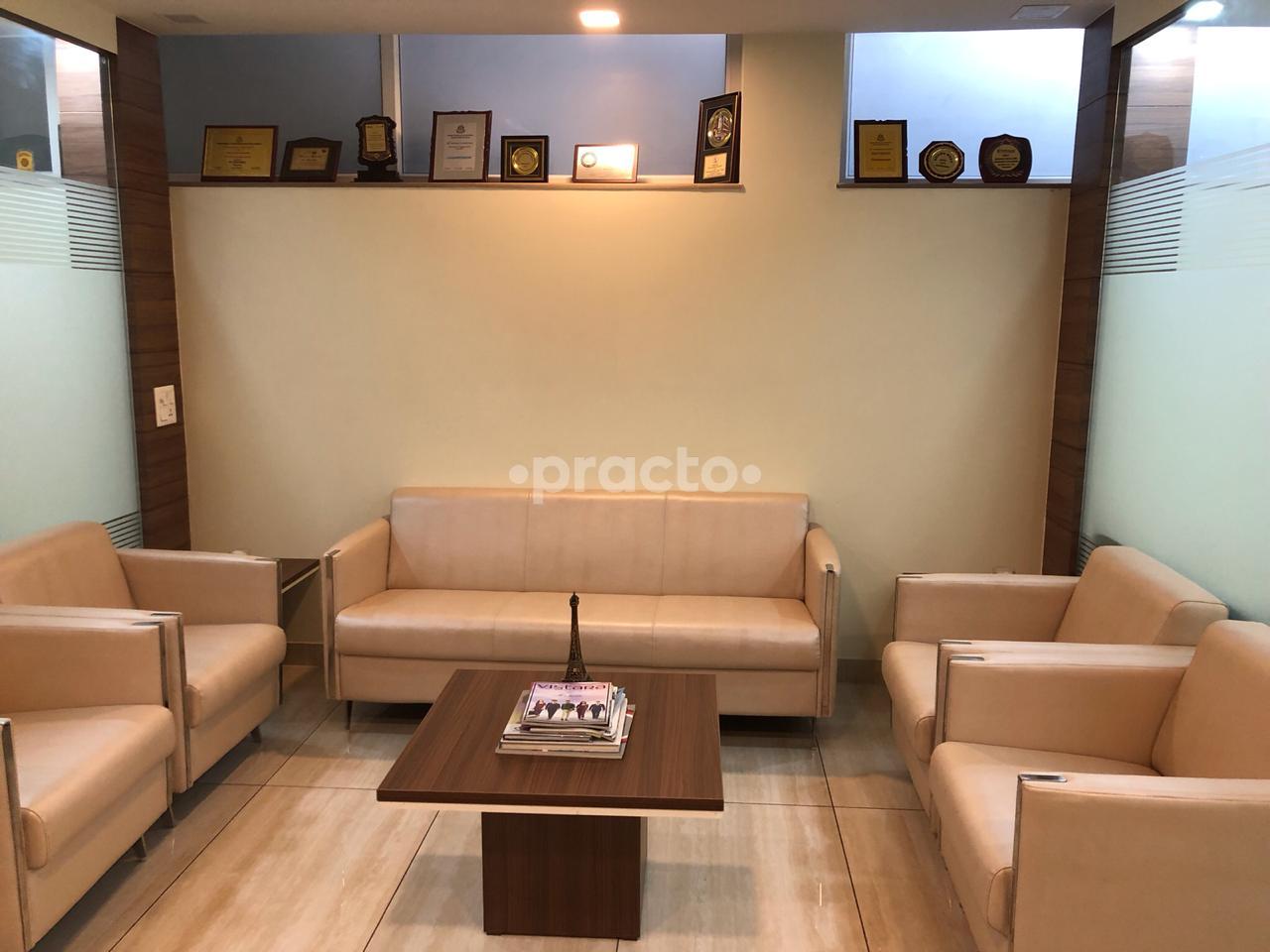Waiting Area at Dr. Gupta's Neuro & Spine Clinic Greater Kailash Part 1 Delhi