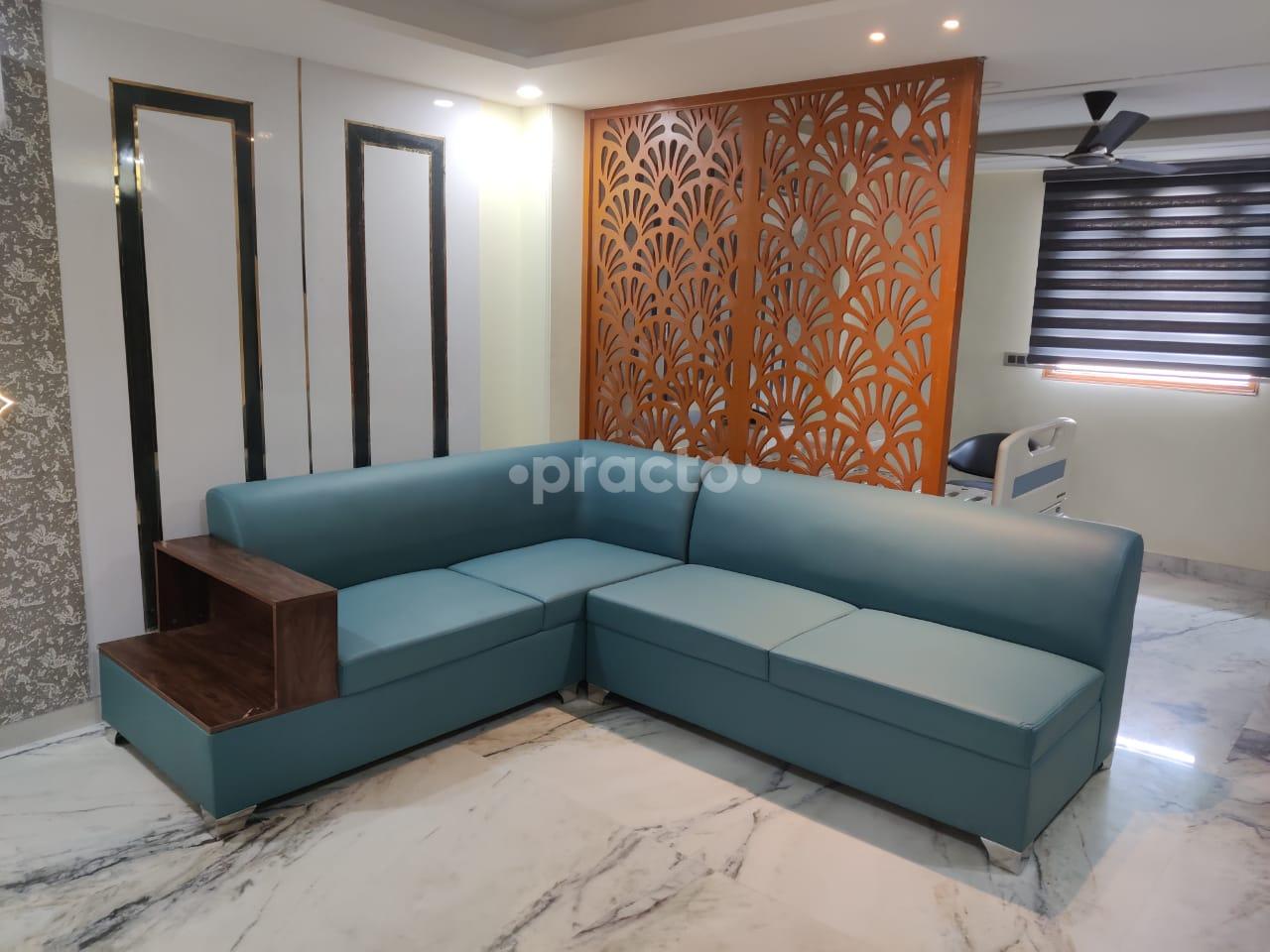 All types of rooms at Healing Hands PG Gynaecology & Urology Center Janakpuri Delhi