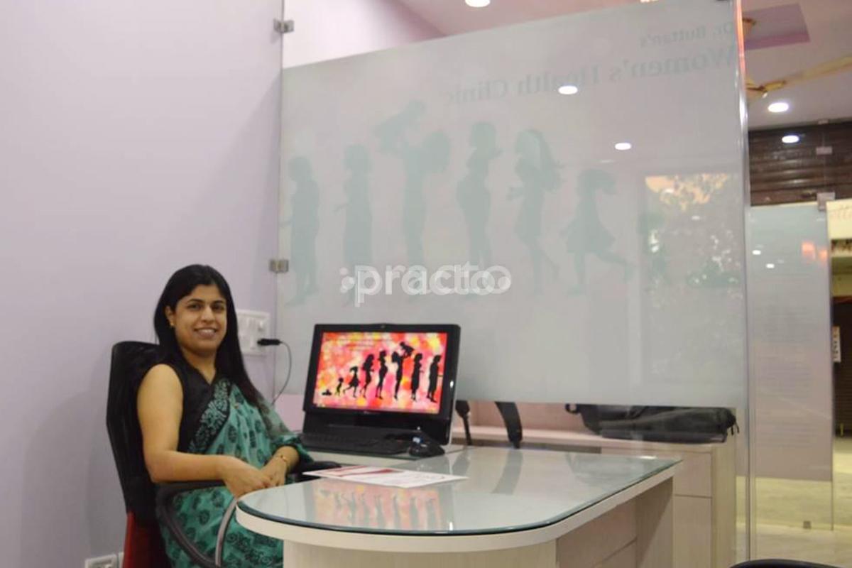 OPD/Ward at Dr. Parul Chopra Buttans Women's Health Clinic Palam Vihar Gurgaon