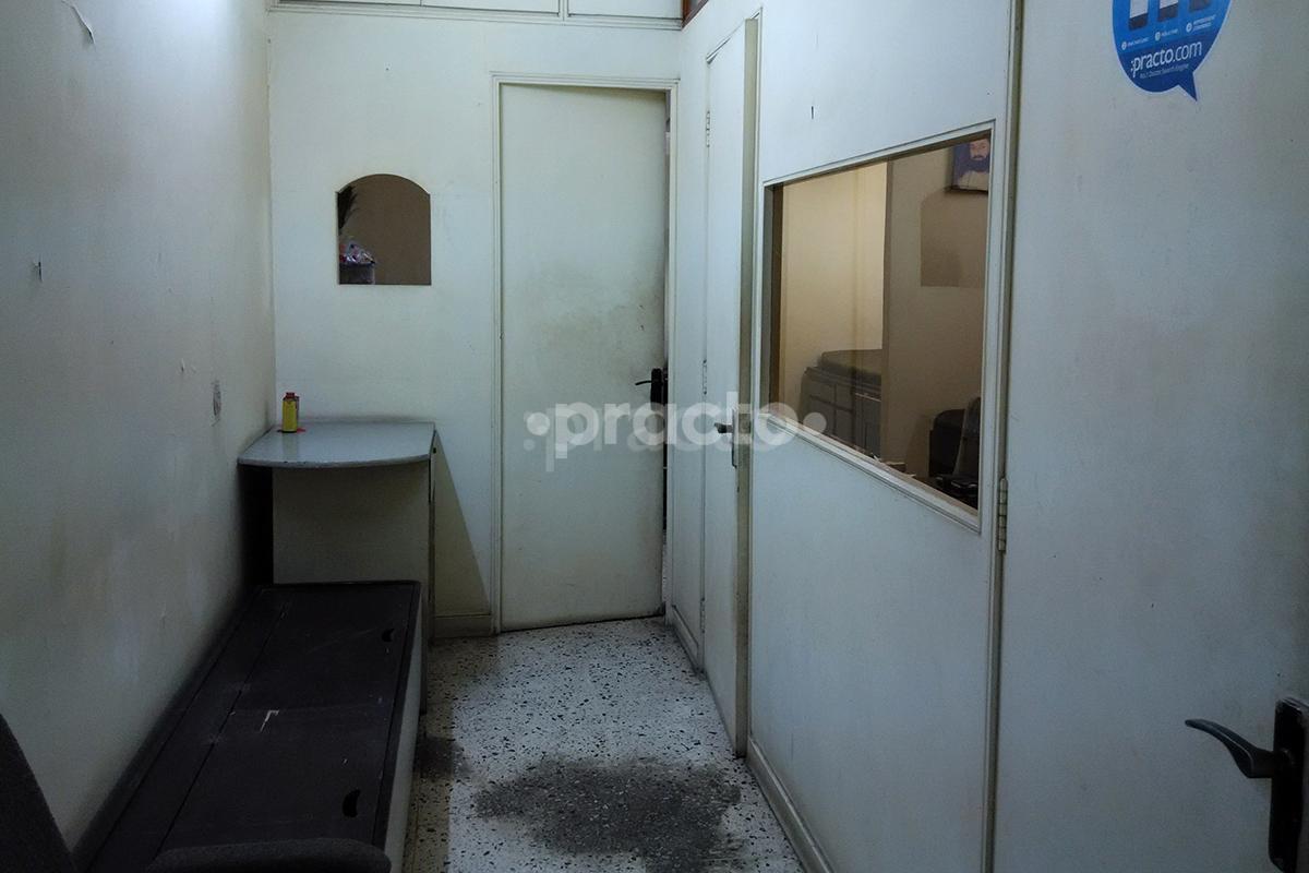 Waiting Area at Dr. Sonal Suvarna's Clinic Borivali West Mumbai