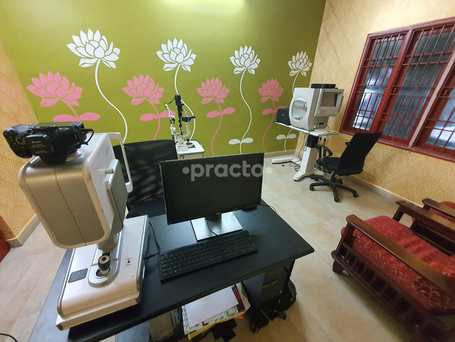 uma Ramesh Sri Kanchi Maha Swamy Eye Clinic Aminjikarai Chennai