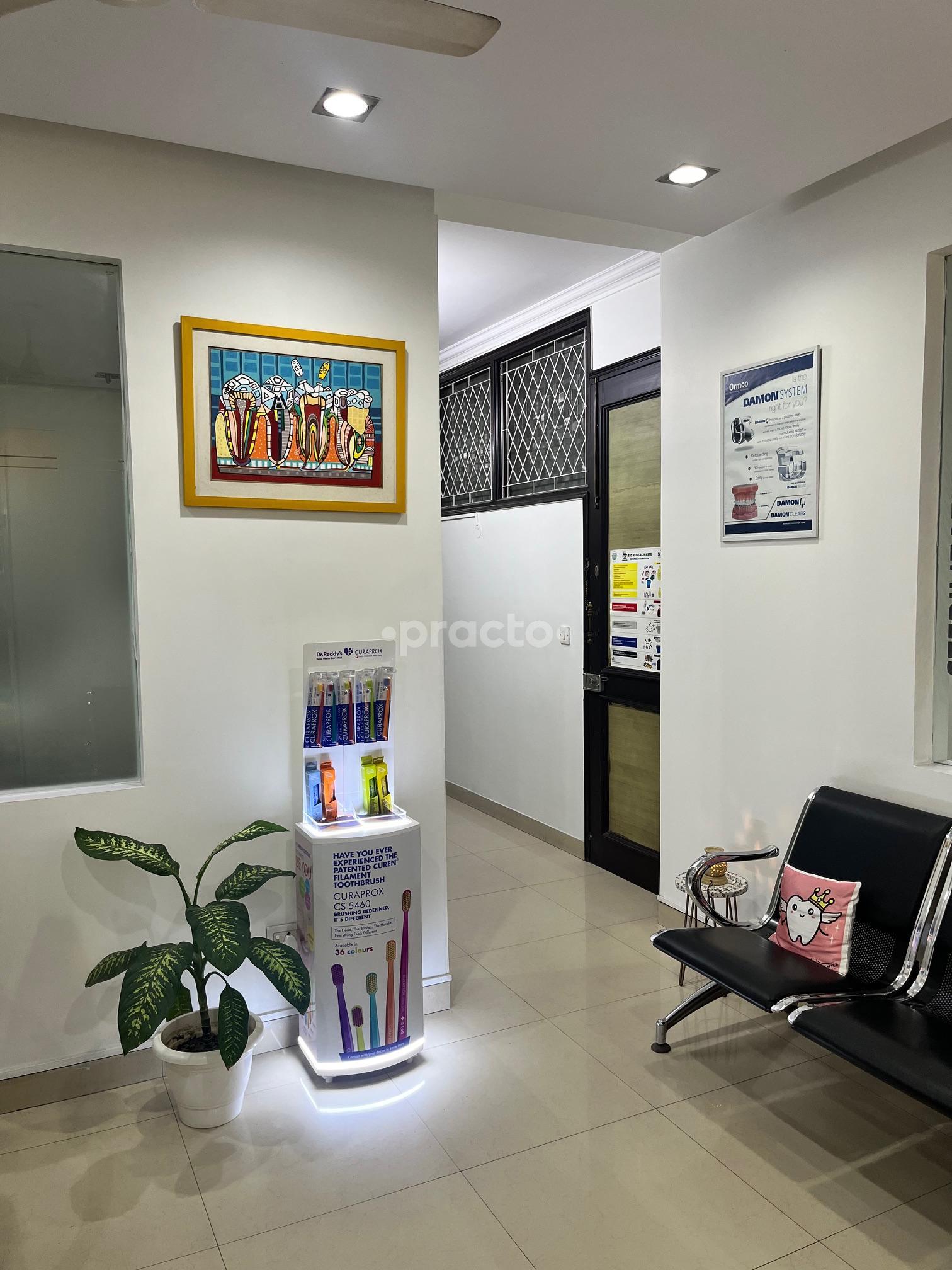 Waiting Area at Simplismile Dental and Health Practice Anand Niketan Delhi