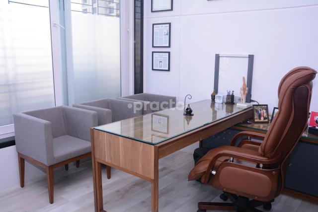 Waiting Area at Orthopaedic Arthroscopy Knee & Shoulder Clinic-Bandra Bandra West Mumbai