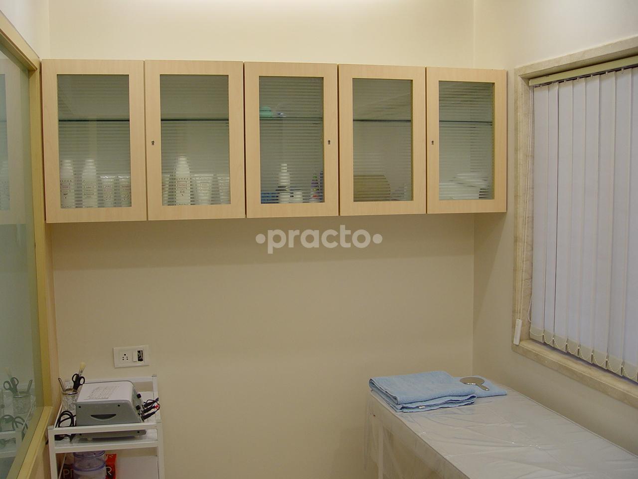 OPD/Ward at Skin Essentials Bandra Mumbai