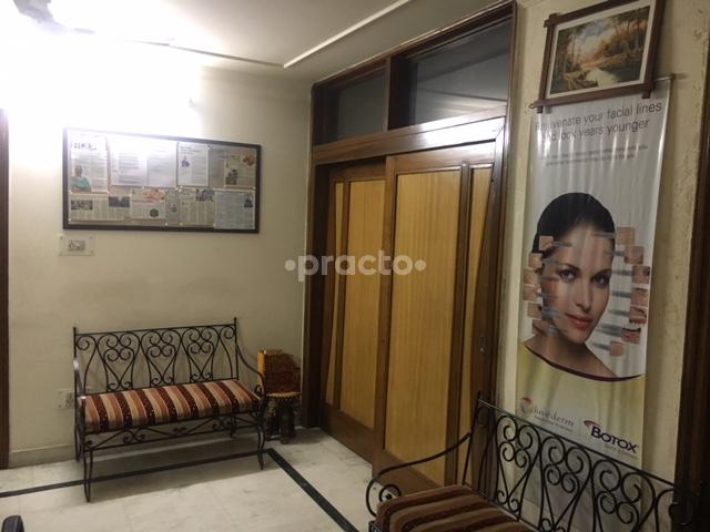 Reception at Namokar Gastro Clinic Ashok Vihar Delhi