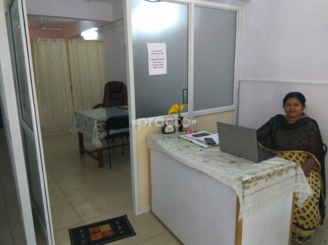 Reception at Srishti Superspeciality Clinic Banaswadi Bangalore