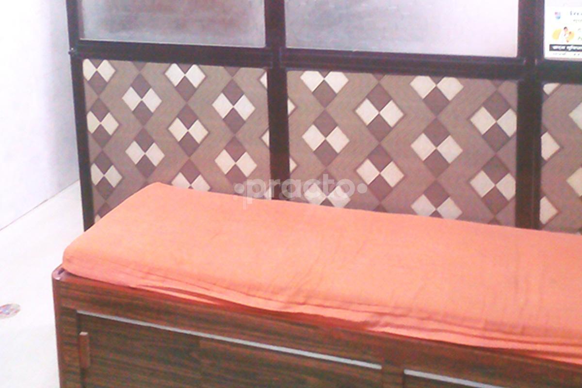 Waiting Area at Kamala Clinic Mira Road Mumbai
