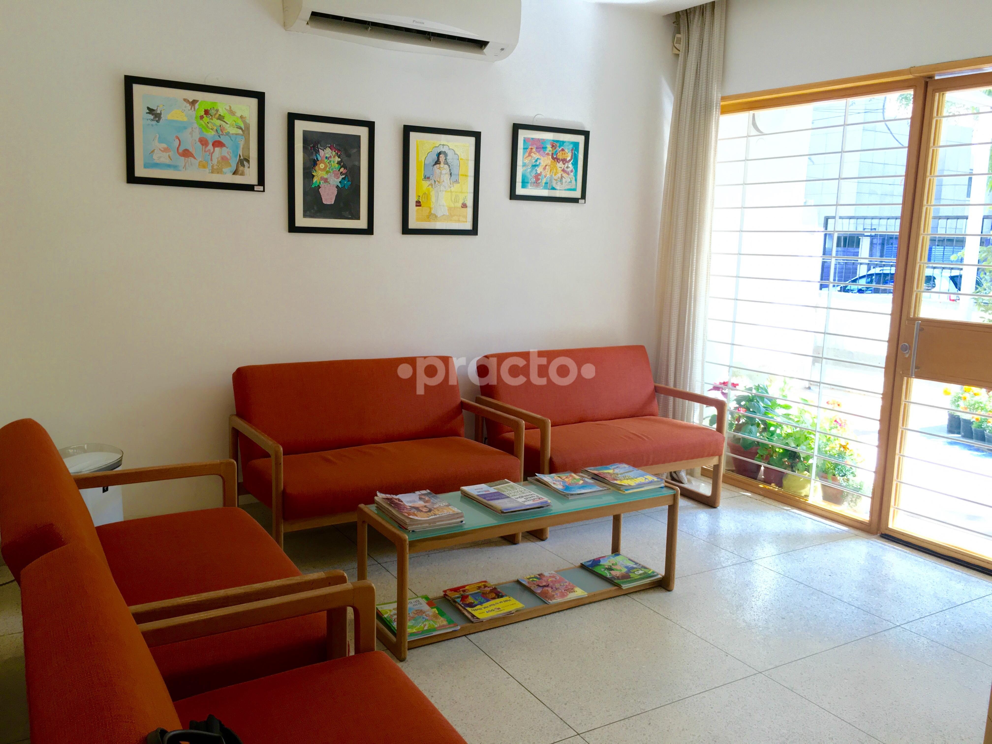 Waiting Area at ENT & Dental Centre Vasant Vihar Delhi