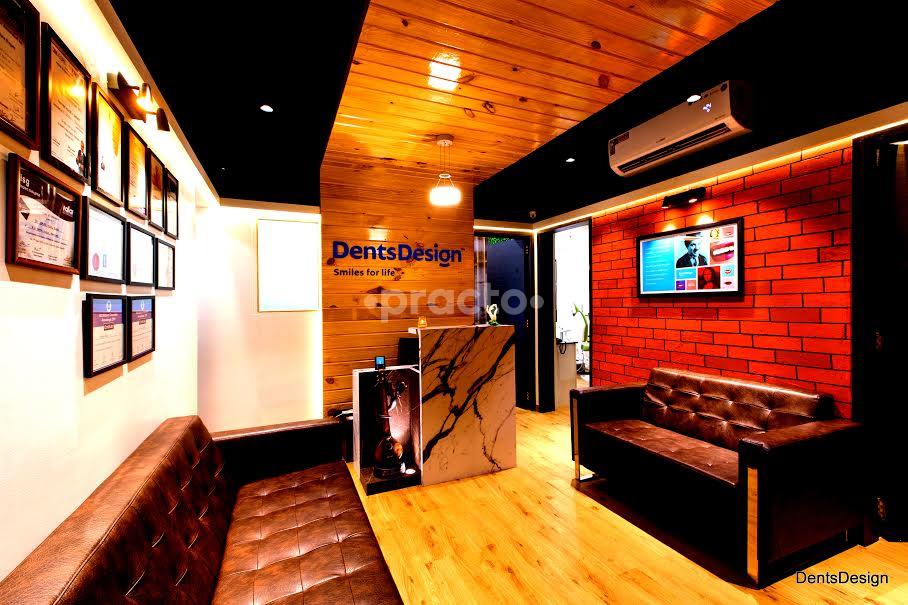 Reception at DentsDesign Shivajinagar Pune