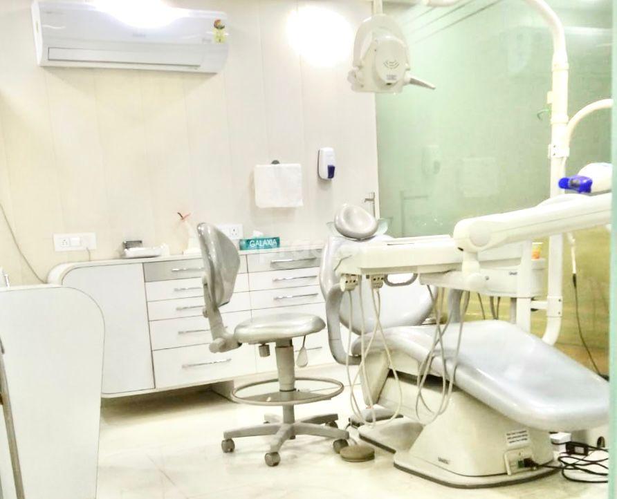 Operation Room at Dr Shilpa's Dental Clinic Malviya Nagar Delhi