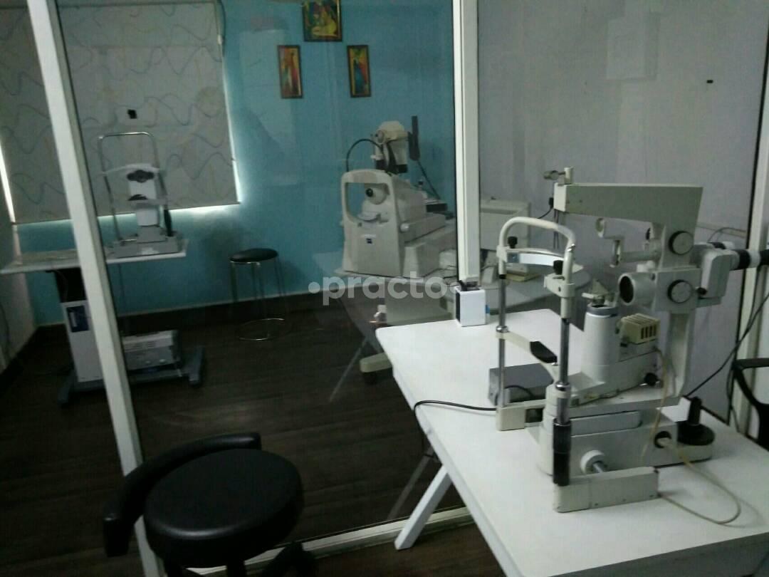 Services at Dr. Parbatani's Eye Laser Centre Kalyani Nagar Pune