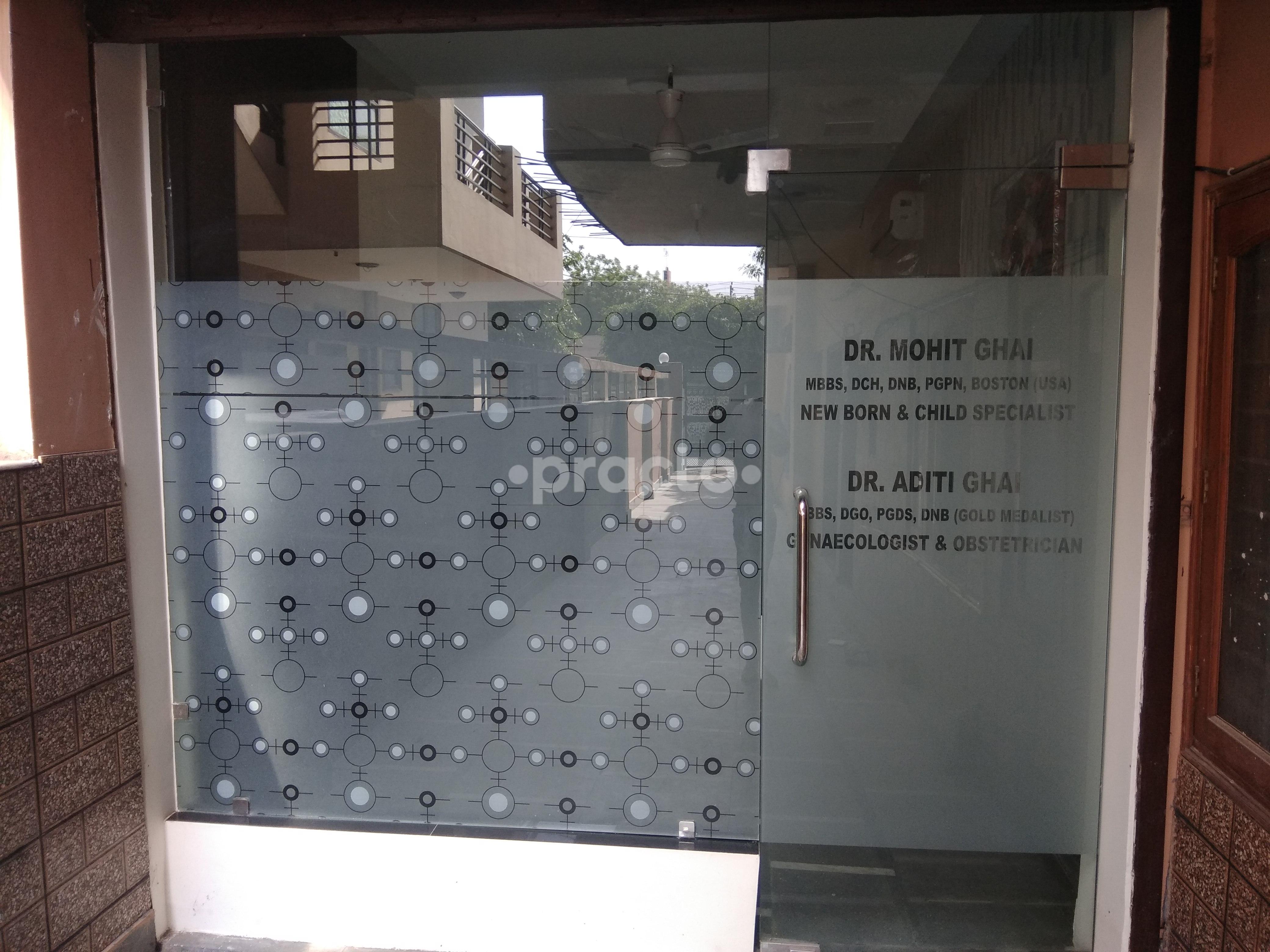 DR MOHIT & DR ADITI GHAI CLINIC Sector 71 Noida