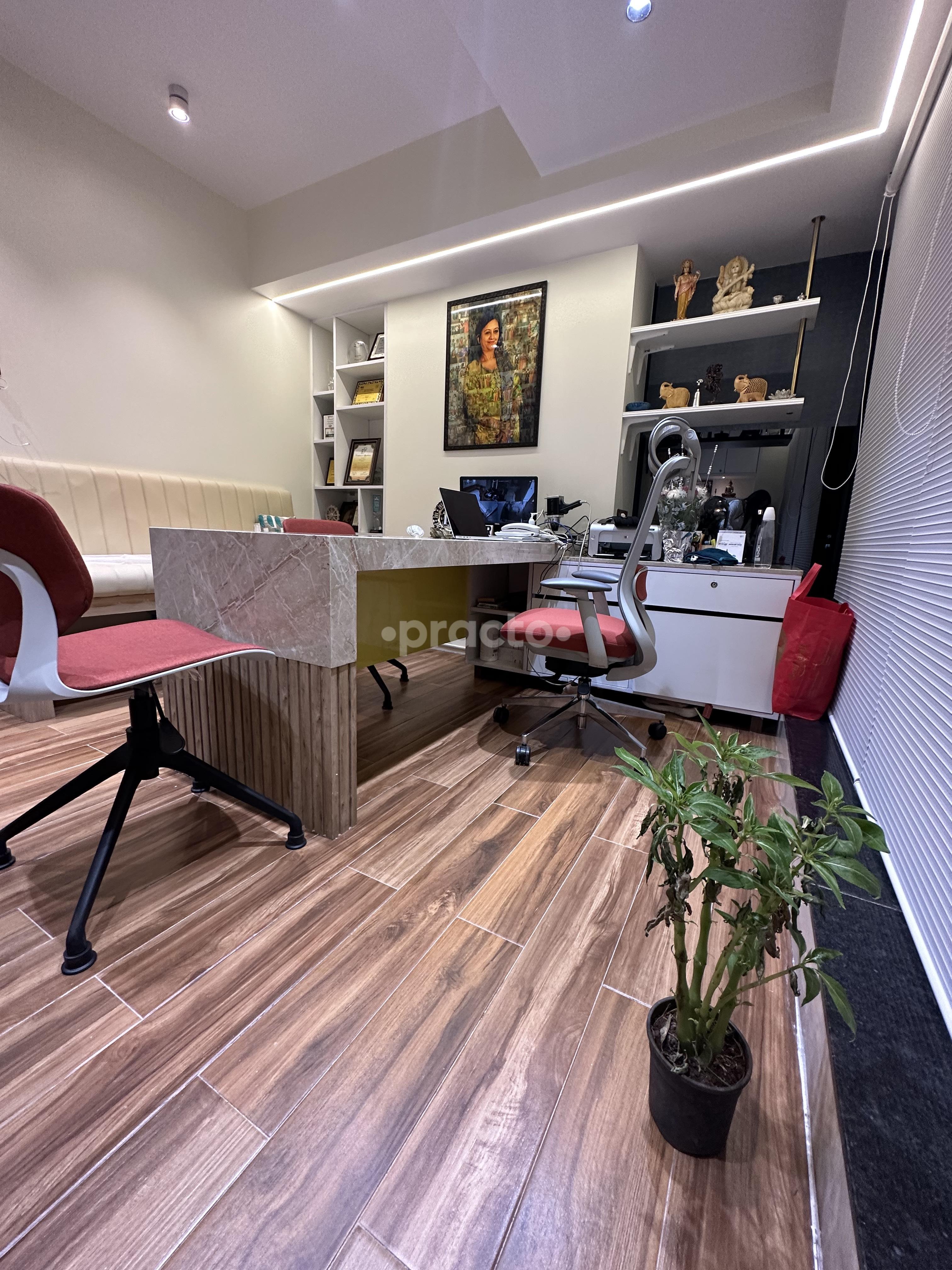 Consultation Room at RD Clinic- Skin, Trichology & Aesthetics Chembur Mumbai