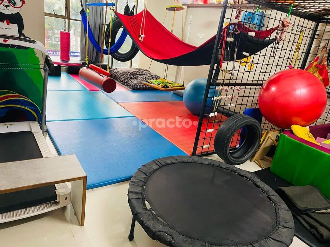 Equipment Area at Health Forever Physiotherapy Clinic Vaishali Nagar Jaipur