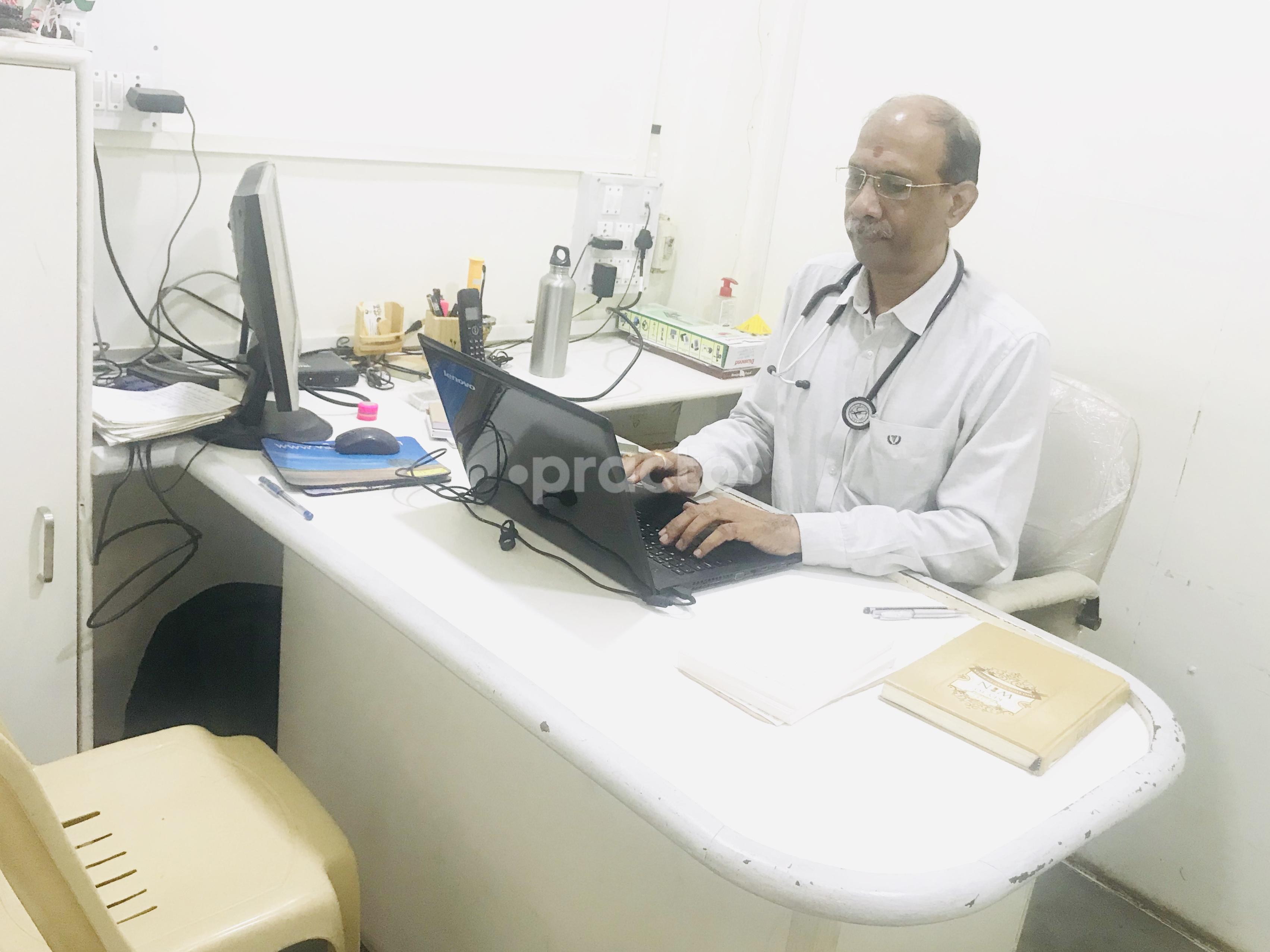 OPD/Ward at Dr. Dilip Trivedi's Clinic Borivali West Mumbai