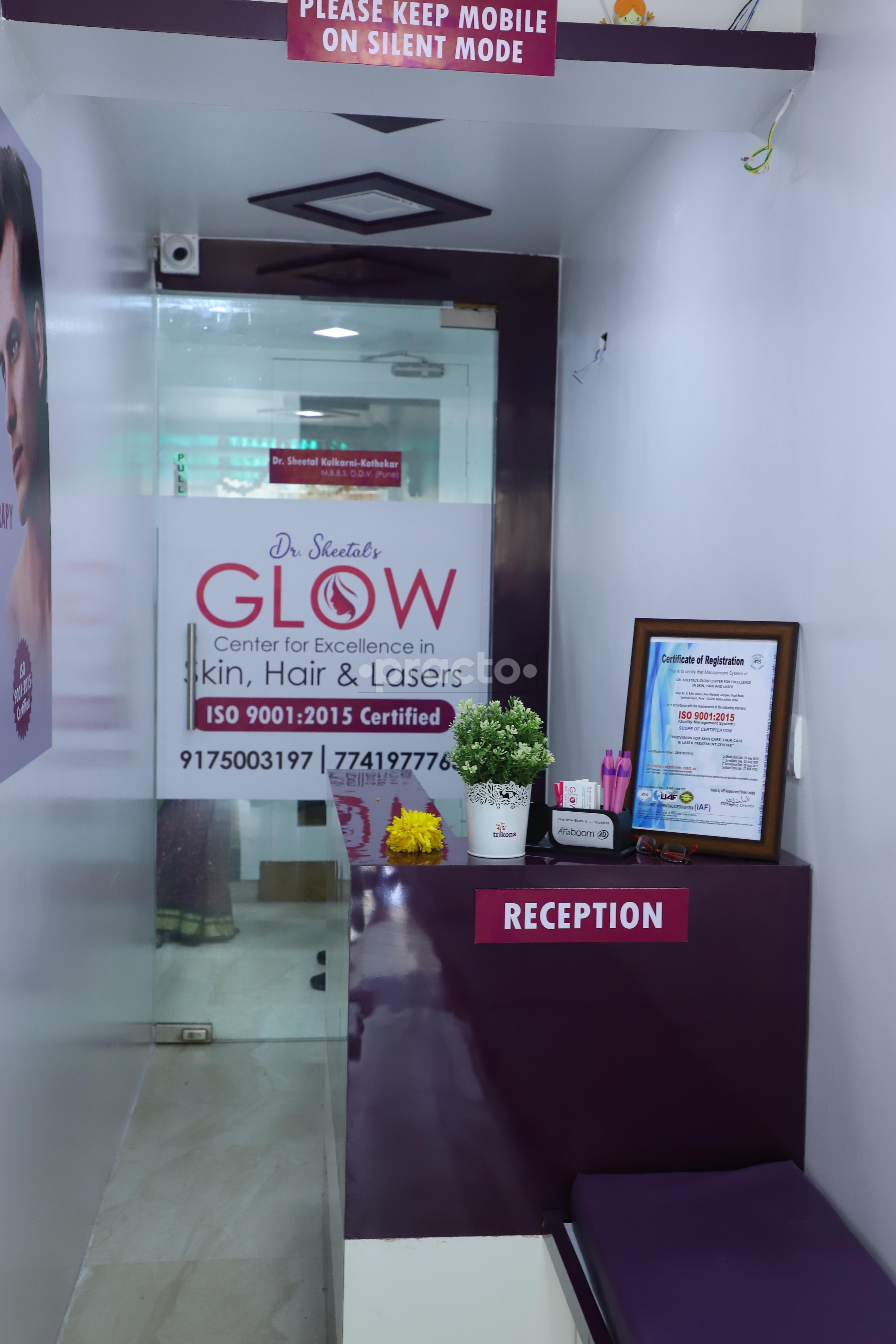 Reception at "Glow" Skin,Hair and Laser Clinic Kothrud Pune