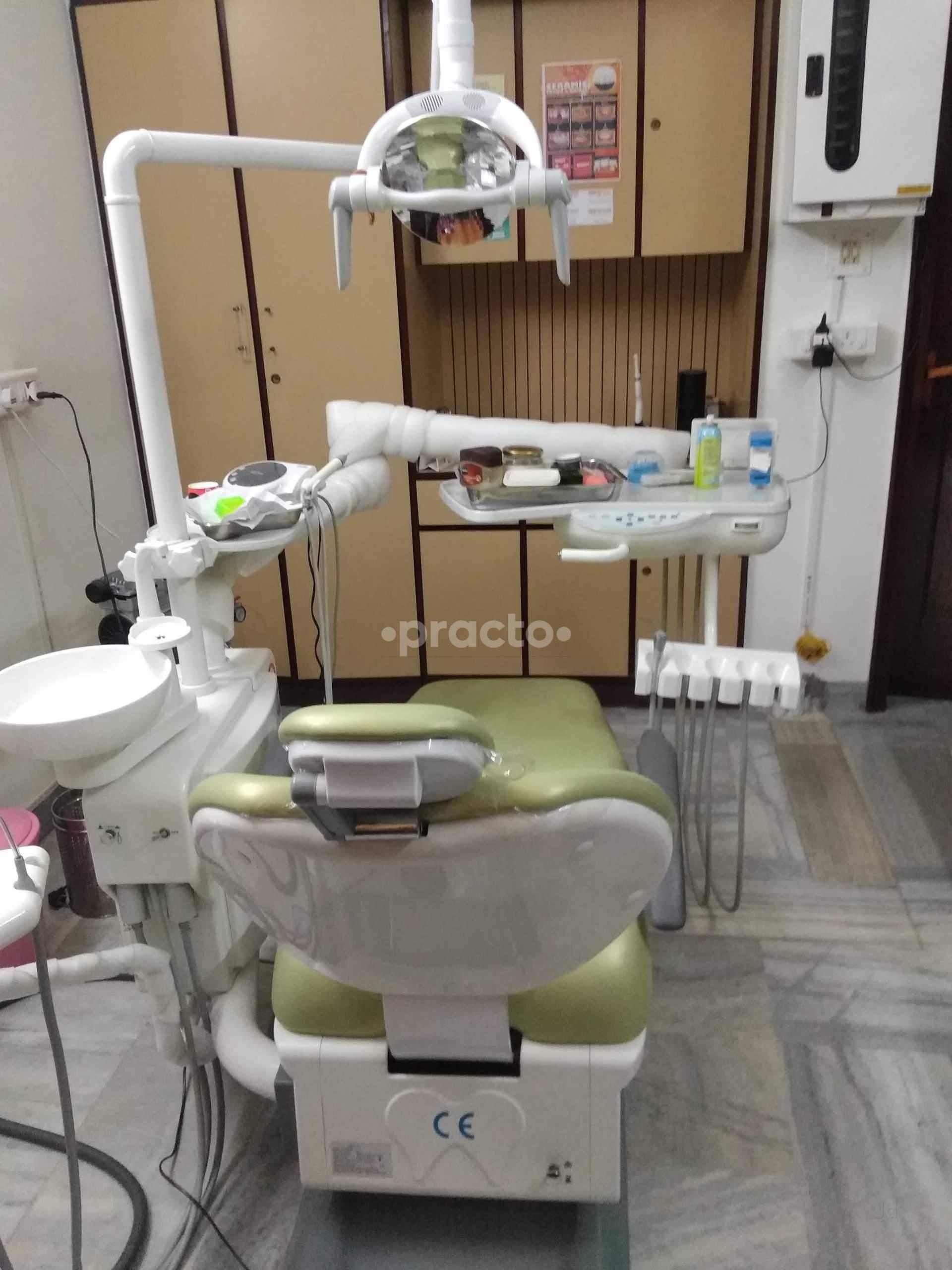 Equipment Area at Garg Dental Clinic Sector 35 Chandigarh