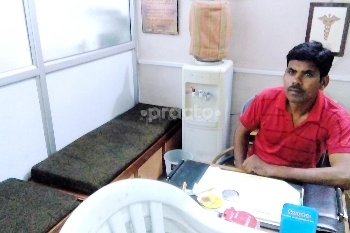Waiting Area at Dr Atul Mehrotra Clinic Aliganj Lucknow