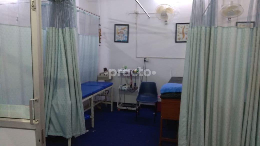 Operation Room at Narayan's Orthopaedic clinic Sector 50 Noida