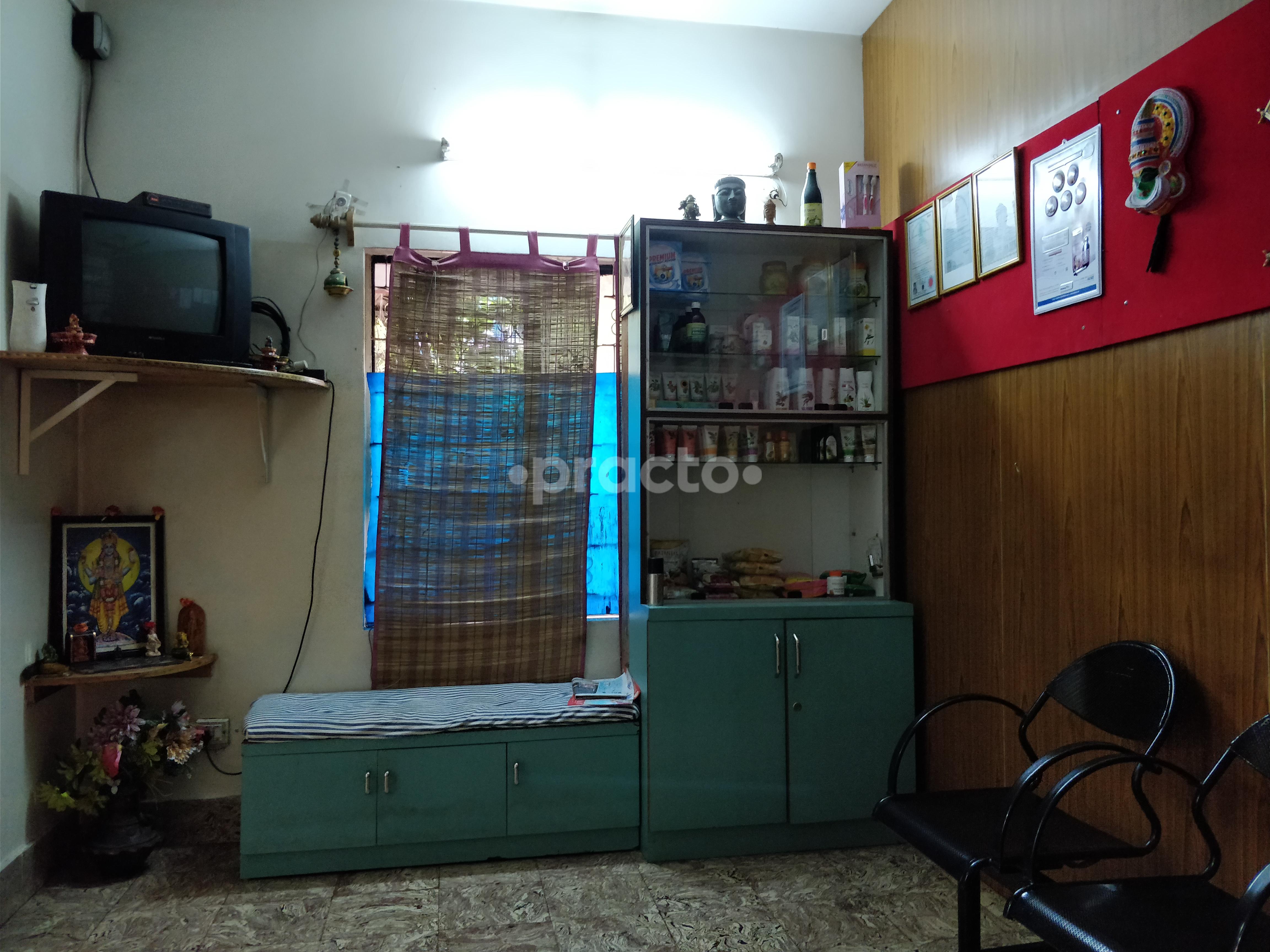 Waiting Area at Dhatri Ayurdhama Multispeciality Clinic Vijayanagar Bangalore