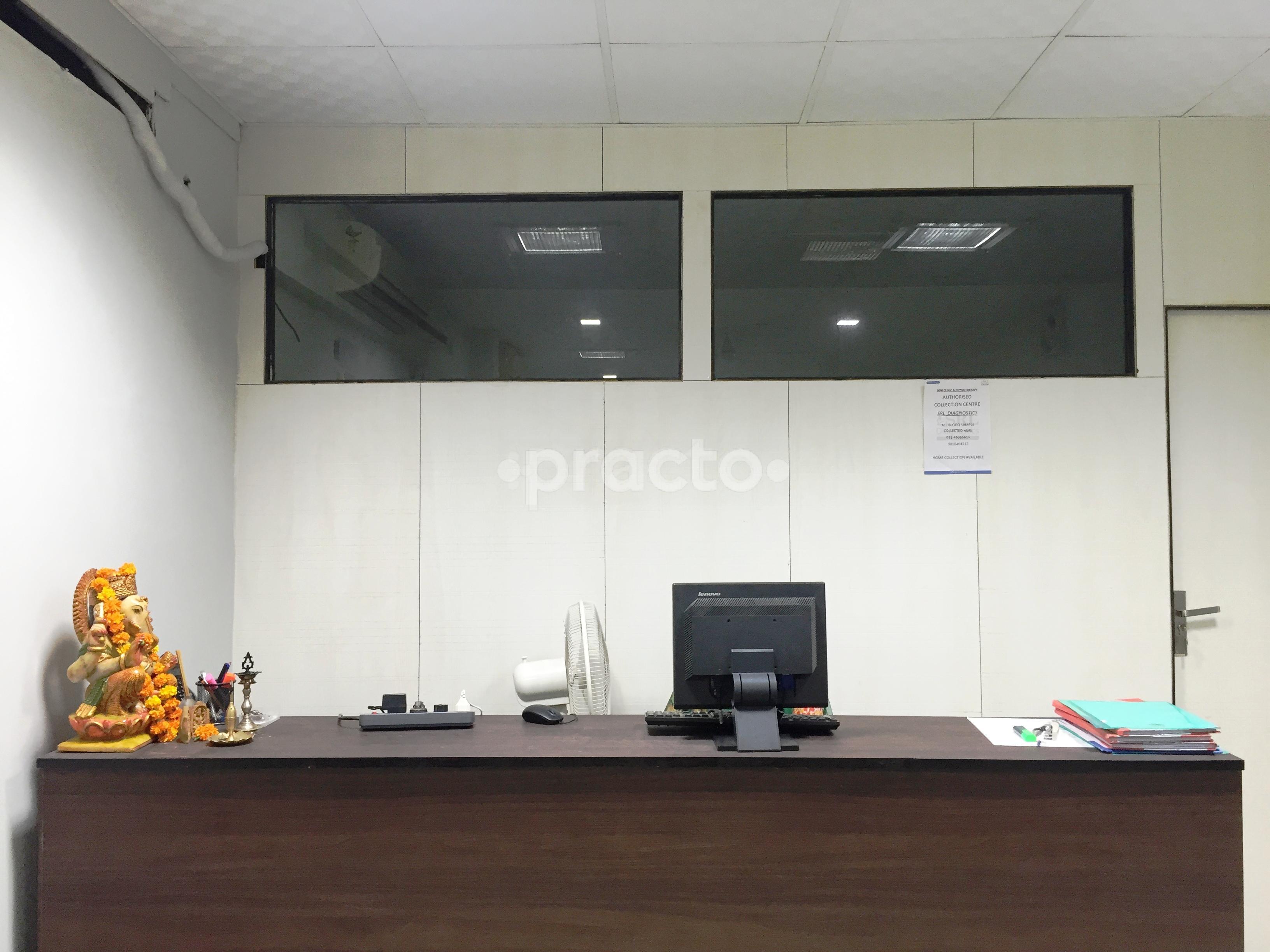 Reception at Soni Super Speciality Clinic And Diagnostic Services Gulmohar Park Delhi