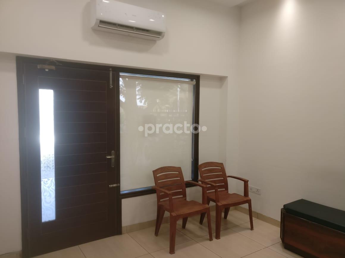 Bone Joint & Spine Clinic Sector-15 Chandigarh
