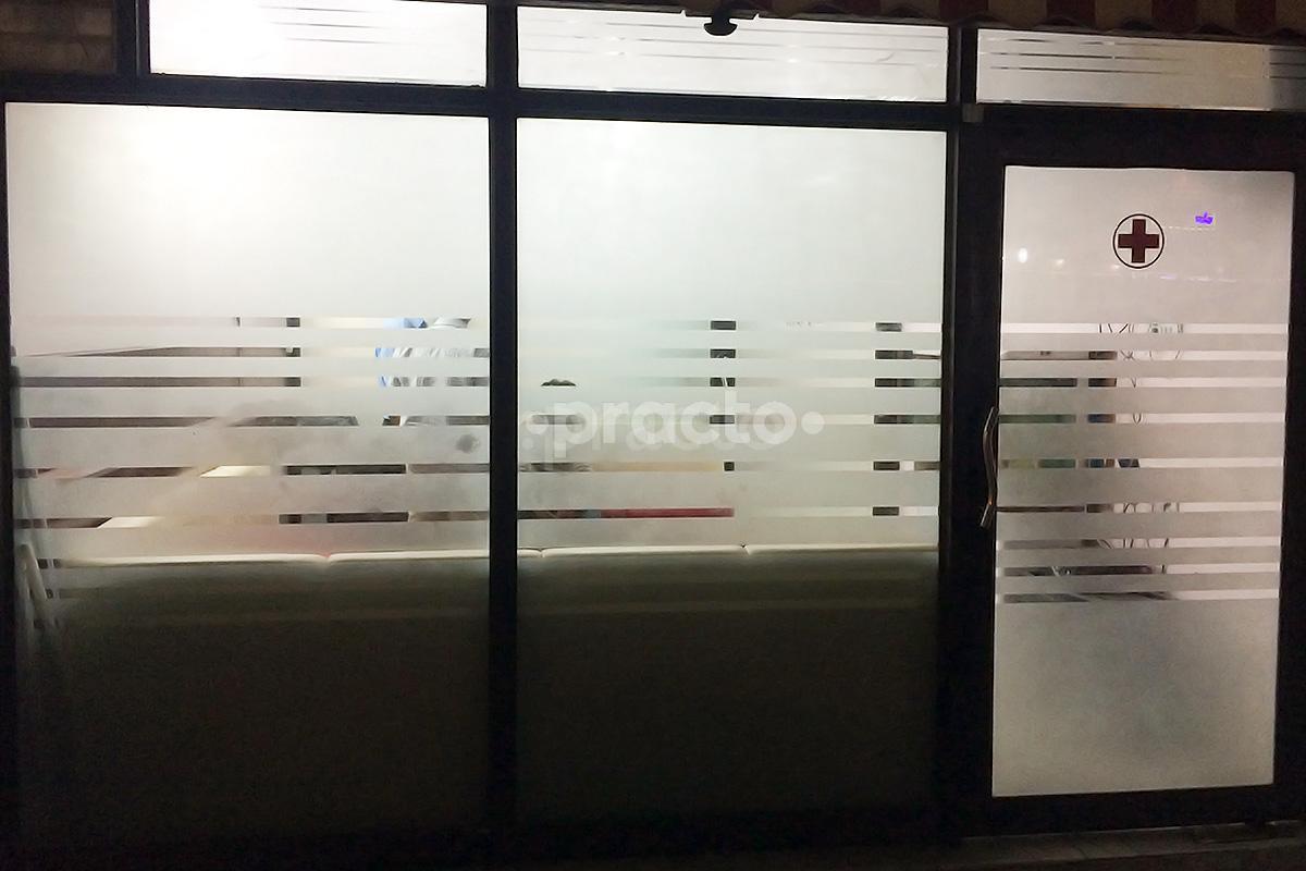 Entrance at Gupta Dental Clinic Alambagh Lucknow