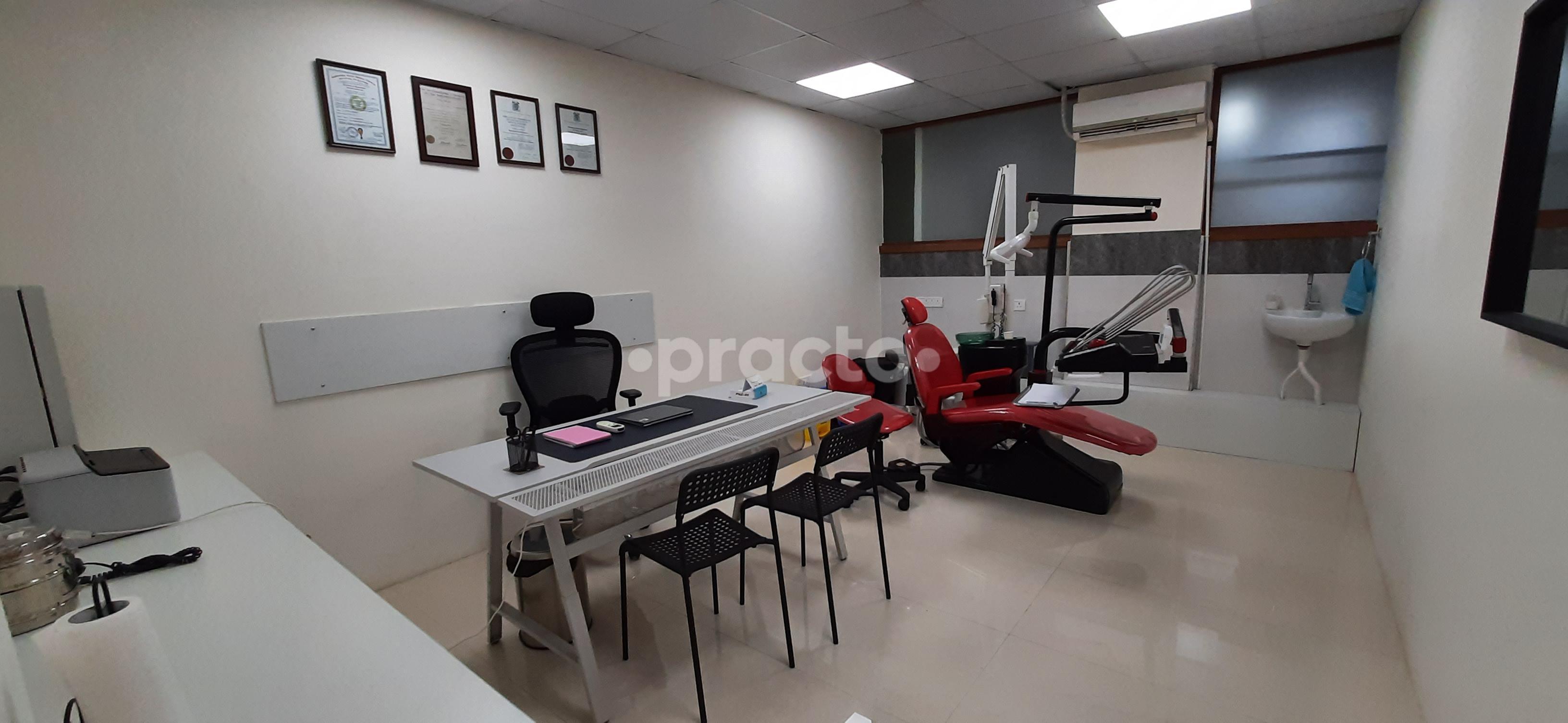 Consultation Room at MaxFaxtor Ramamurthy Nagar Bangalore