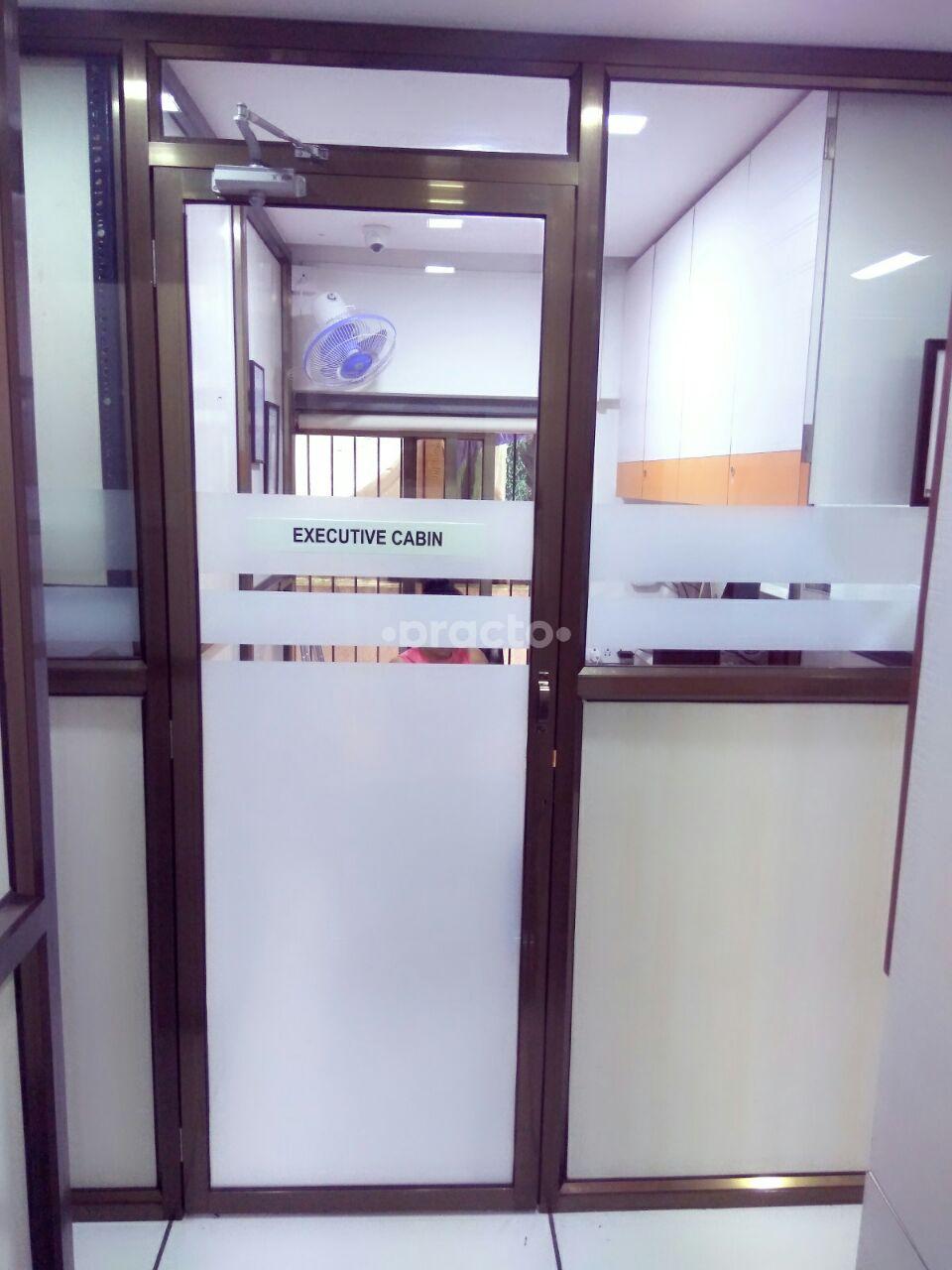 OPD/Ward at Dr.Shital Parekh's Aura Wellness  clinic Vileparle Mumbai