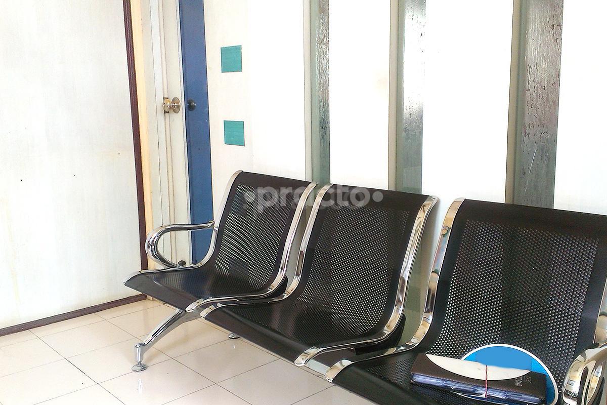 Waiting Area at Dr. Jagdish Gaikwad Dental Clinic Lekha Nagar Nashik