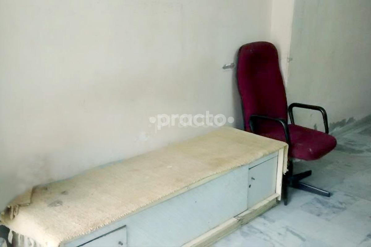 Waiting Area at Shri Kalyan Clinic Jodhpur Chopasni Road Jodhpur