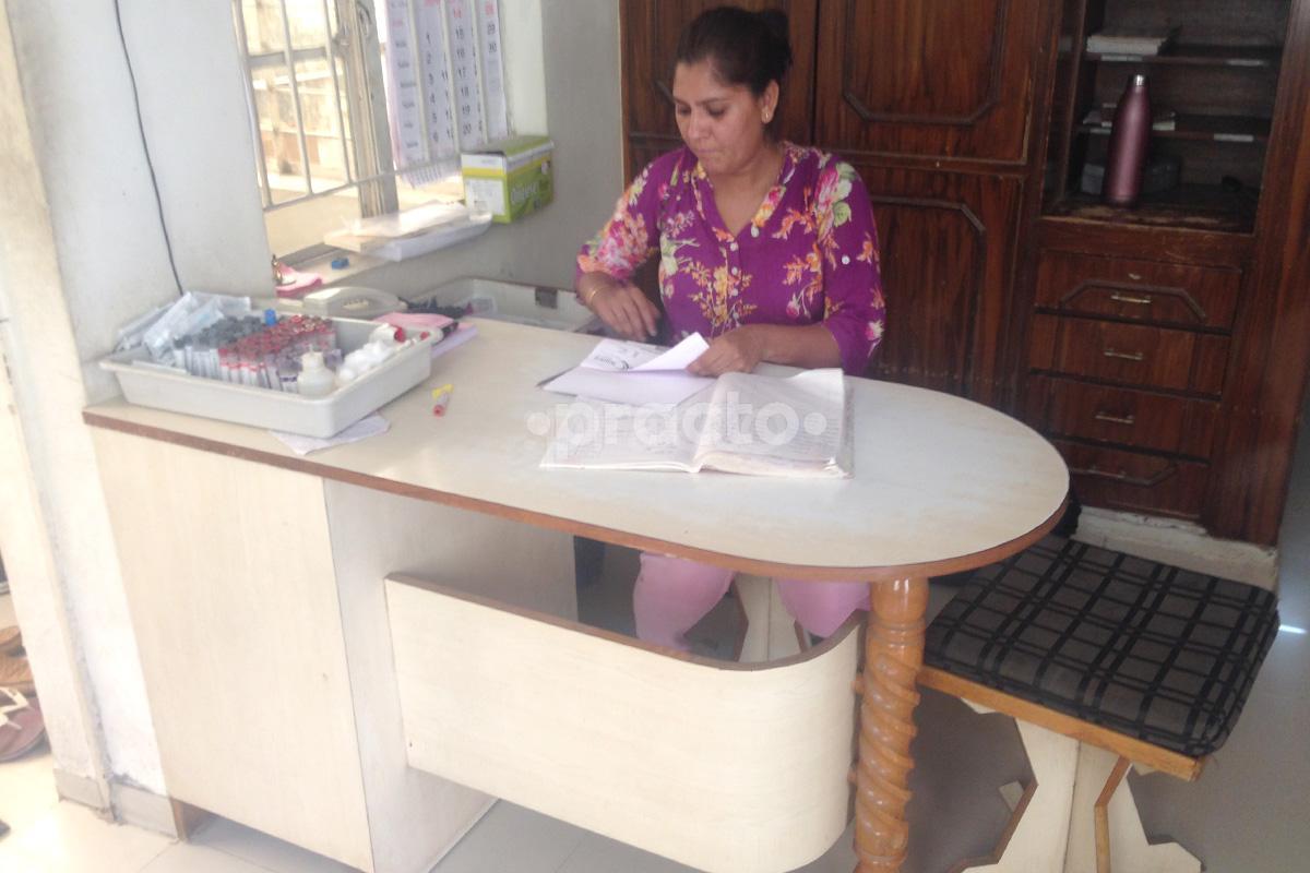 Reception at Namra Pathology Laboratory Subhanpura Vadodara