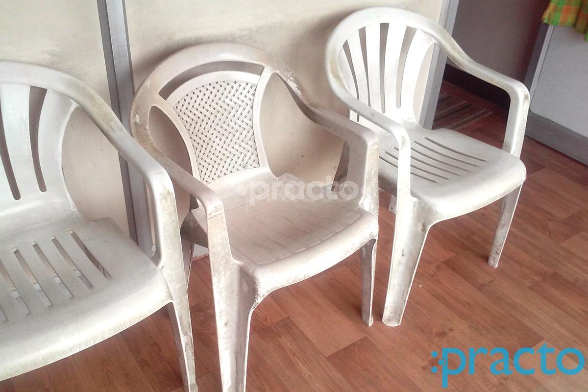 Waiting Area at Tharun Dental Clinic Peelamedu Coimbatore