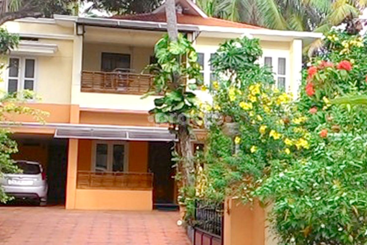 Entrance at Dr. P Sreedevi Gynaecologist & Obstetrician Perurkada Thiruvananthapuram