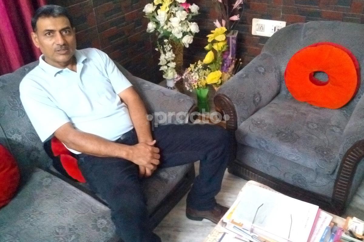 Waiting Area at Dr. Anil Clinic Basant Avenue Ludhiana