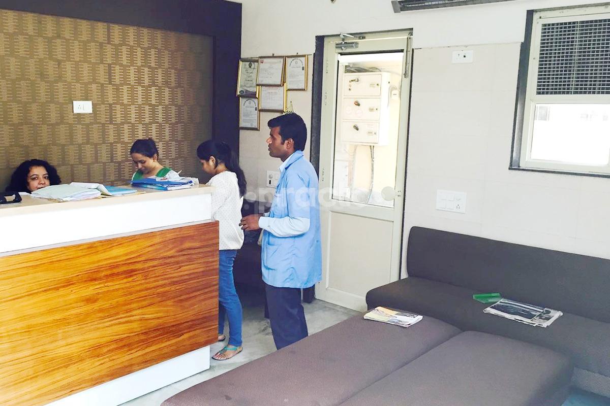 Waiting Area at Lok Clinic And Hospital Janakpuri Delhi