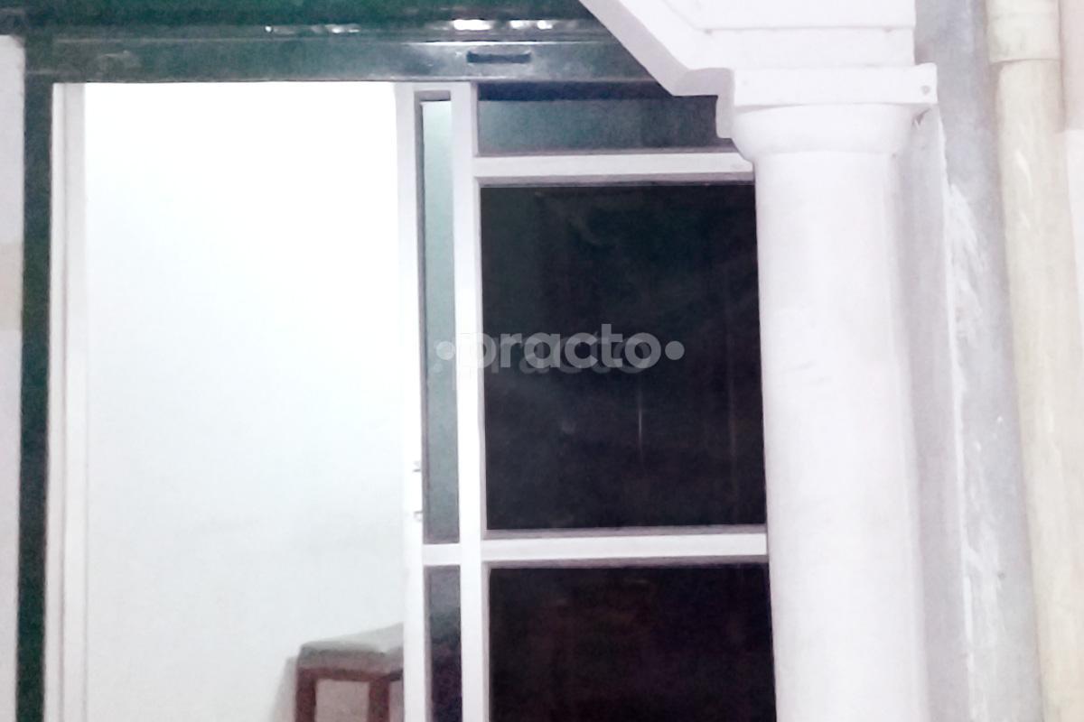 Entrance at M.S. Clinic Indira Nagar Lucknow