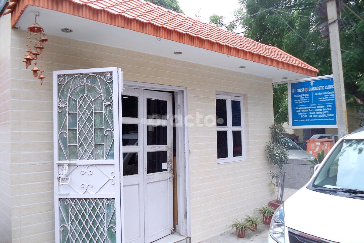 Entrance at K L Chest + Diagnostic Clinic Munirka Delhi