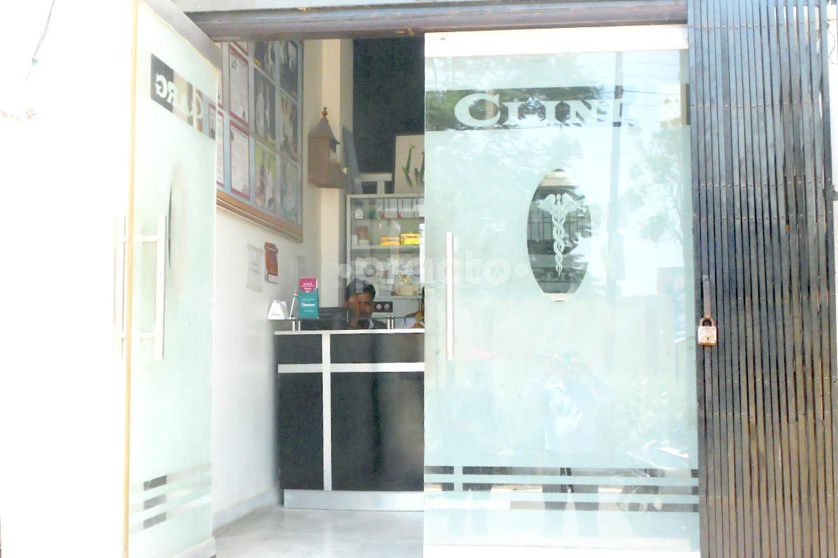 Entrance at Garg Clinic Vikas Nagar Lucknow