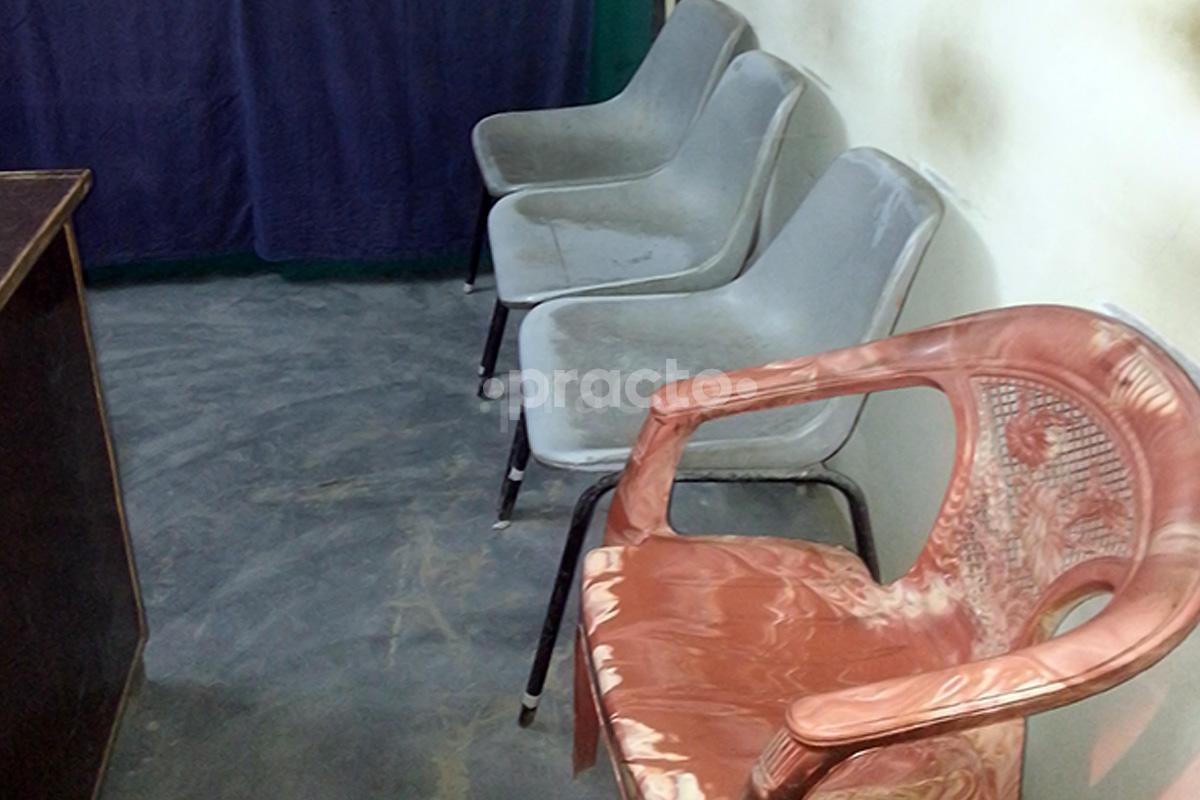 Waiting Area at Health Care Clinic Kalyanpur Lucknow