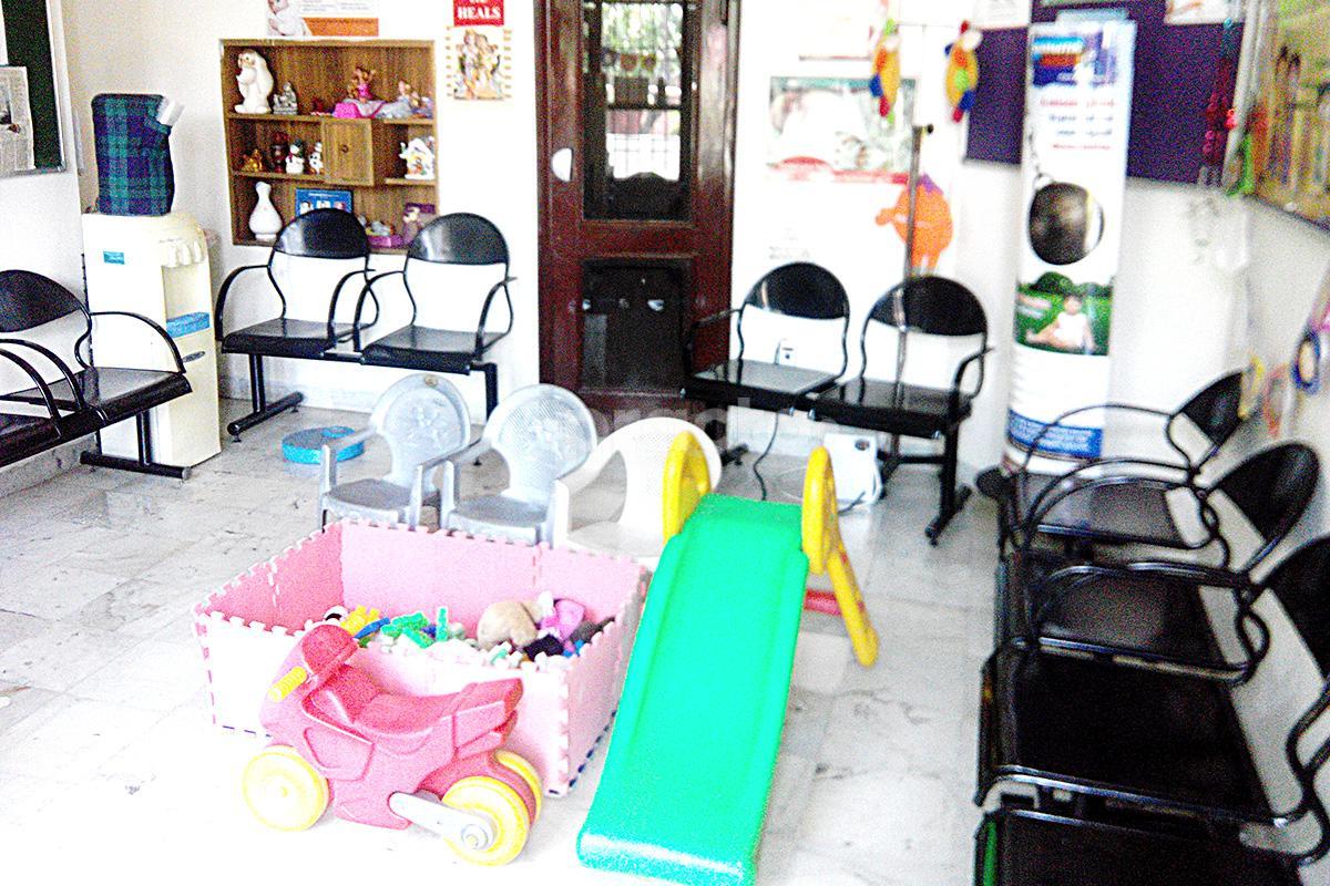 Waiting Area at Manchanda Child Care Sector-15 Panchkula