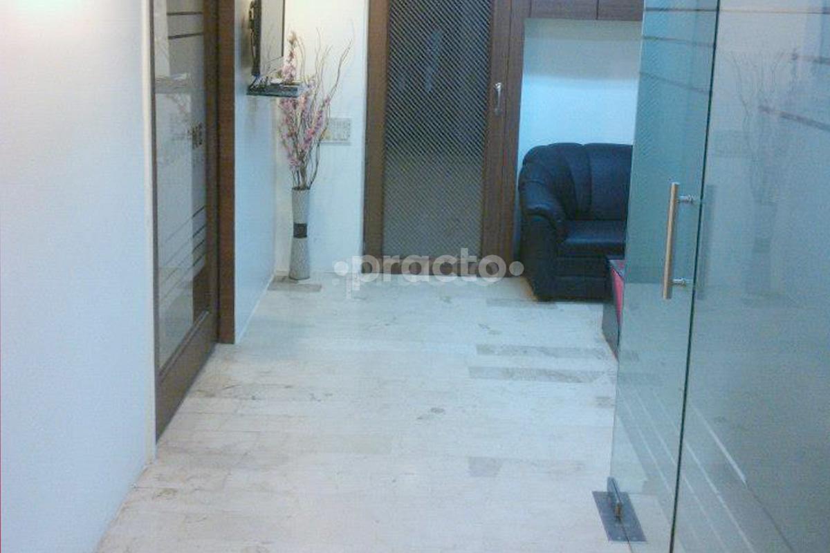 Entrance at Medigene Homoeocare Mahim Mumbai