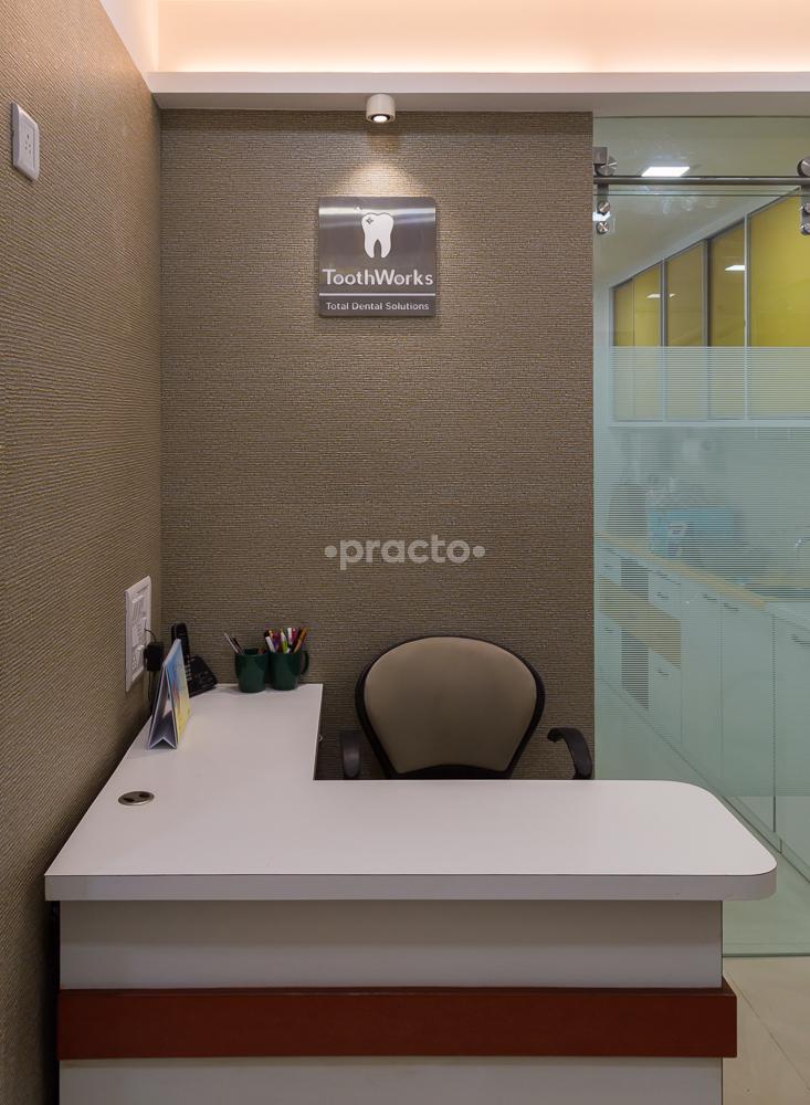 Reception at Toothworks Mahim Mumbai
